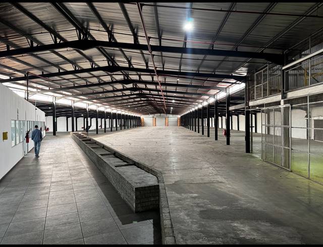 7,500M² WAREHOUSE TO LET IN MPUMALANGA